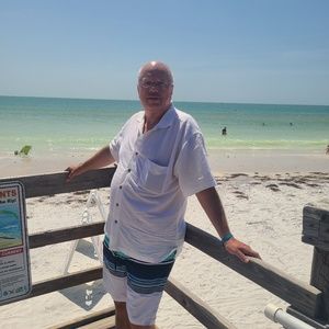 Meet your Posher, Andrew